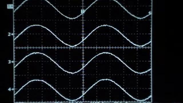 Tektronix TDS520A 500 MHz 2 Channel Oscilloscope смотреть онлайн