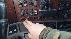 Будни зерновоза : Обзор Америки фреда (Freightliner Century)