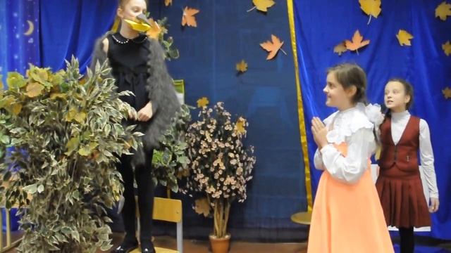 Инсценировка басни И Крылова Ворона и лисица смотреть онлайн