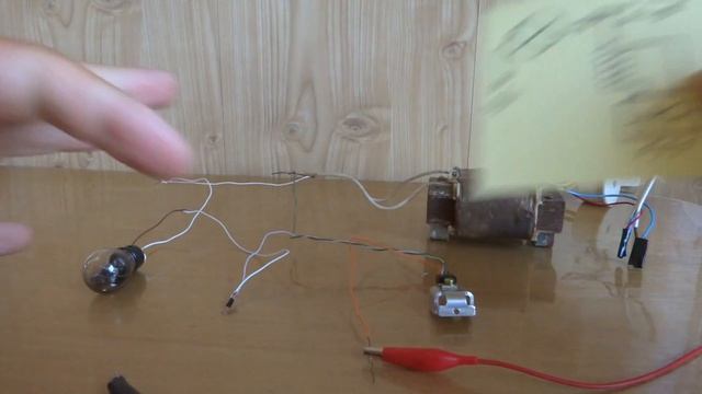 ? УПРАВЛЕНИЕ СВЕТОМ С ПОМОЩЬЮ СИМИСТОРА ! Очень длинный ролик ! С пояснениями смотреть онлайн