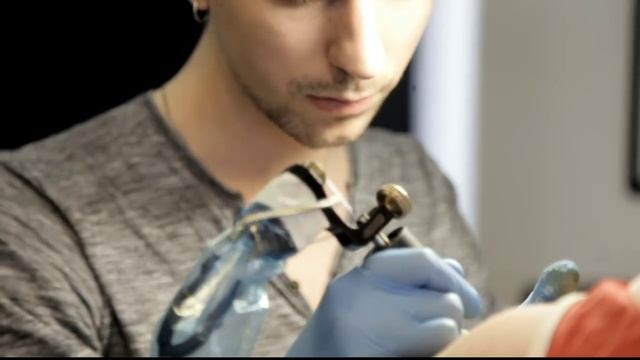 Спасибо мастеру! / BackStage tattoo studio / Новые мастера / лето 2015 смотреть онлайн