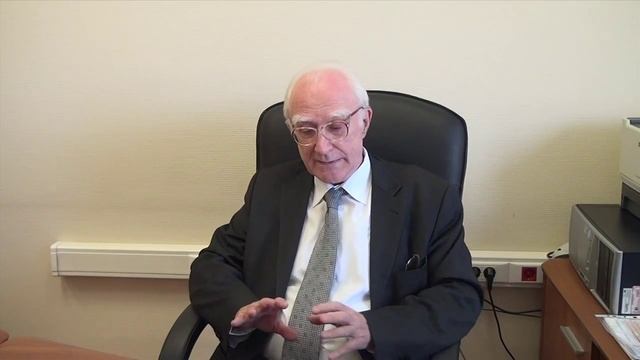 Заместитель директора МШЭ МГУ академик В.М. Полтерович о магистерской программе: "Эконом. теория" смотреть онлайн