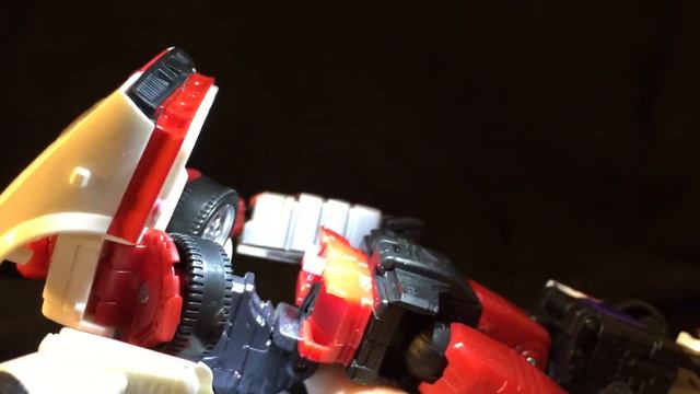 Quick fix video for KO Red Alert and other Sideswipe mold figures. смотреть онлайн