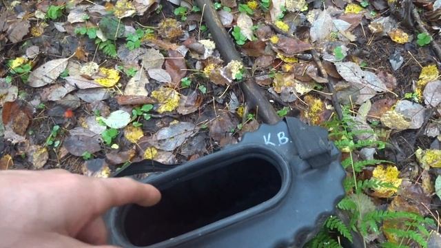 Нашел клад в глуши.Попал в листопад.Чужой пёс испортил гон,но всё равно добыл.... смотреть онлайн