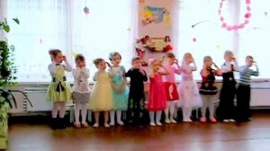 Песня о бабушке - Поцелую бабушку в розовые щечки ?