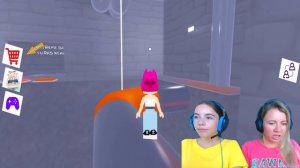 КОМАНДНЫЙ ПОБЕГ ОТ ЗУБНОГО вместе С МАМОЙ в ROBLOX!