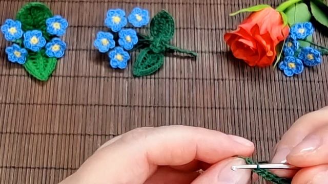 МК ВЯЖЕМ КРЮЧКОМ БРОШЬ НЕЗАБУДКА! ЧАСТЬ 1 ! TUTORIAL HOW TO CROCHET BROOCH FORGET-ME-NOT PART 1 смотреть онлайн