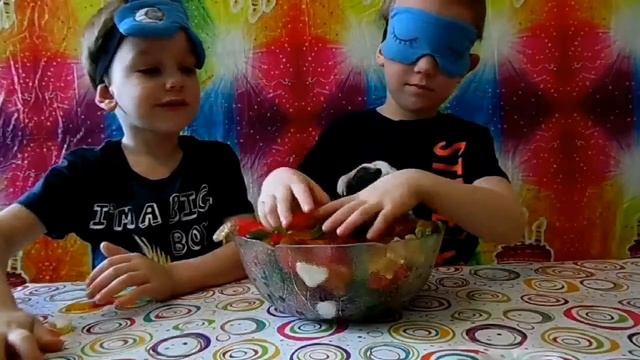 Мармеладный Challenge.2 кг жевательного мармелада,более 500 штук. Червяки,динозавры,дельфин и...