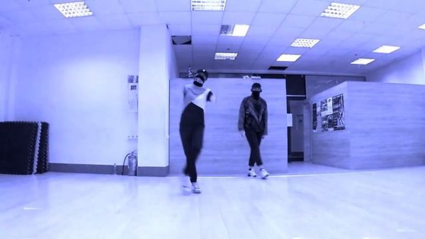 Танец под трек LIZER & FLESH - False Mirror