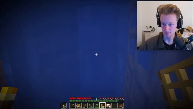 Surviving The Scariest Minecraft Seed смотреть онлайн