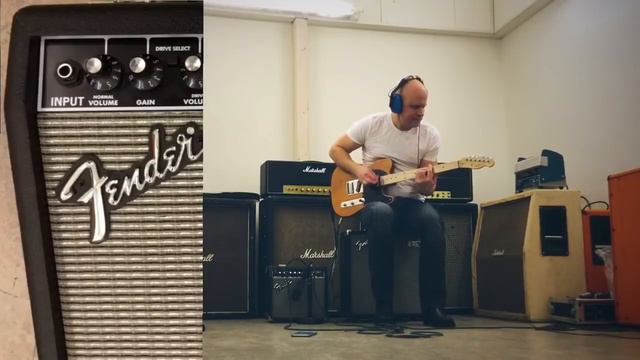 Ultimate Affordable Guitar/Amp PACK - Fender Frontman 15G & Squier Affinity Telecaster смотреть онлайн