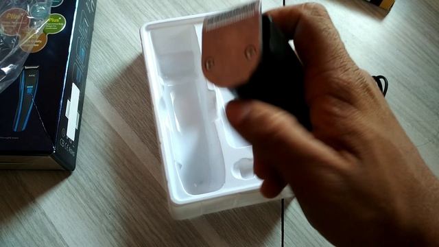 YT: HTC-210 Trimmer for Men |Best trimmer under 500 | Unboxing and Detail Review смотреть онлайн