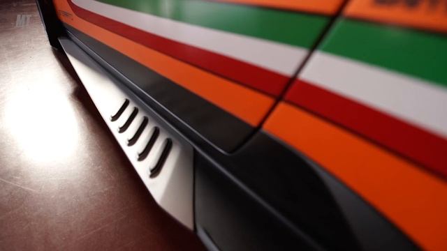 Behind the Wheel: Lamborghini Huracan Sterrato смотреть онлайн