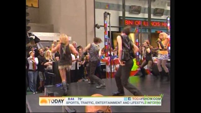 Kesha -TikTok -Today Show(8/13/2010)  4K HD