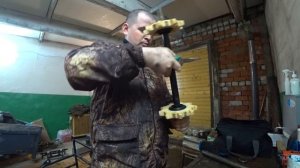 Ремонт мотособаки. ТО ходовой части. Натяжка гусеницы на буксировщике. "мой ЛАЙФ канал".