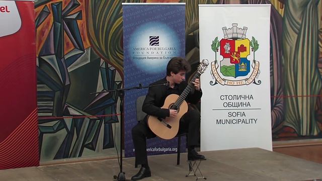 A. Barrios Mangore: Vals op 8, no 4. George Dimitrov, guitar смотреть онлайн