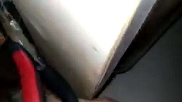 Слооооожная замена шлангов на СМЕСИТЕЛЕ в "мойке" смотреть онлайн