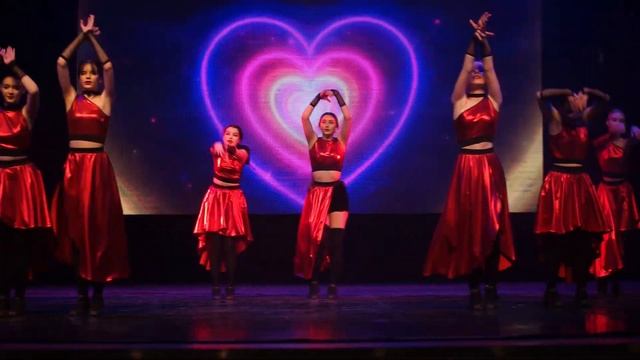 Lady in red Шоу-балет "Art Dance" смотреть онлайн