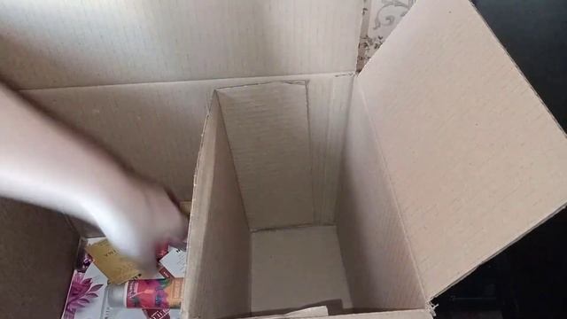 Распаковка AVON 02/2021. Подарочные наборы со скидкой 40%? Отличный подарок от компании Avon!? смотреть онлайн