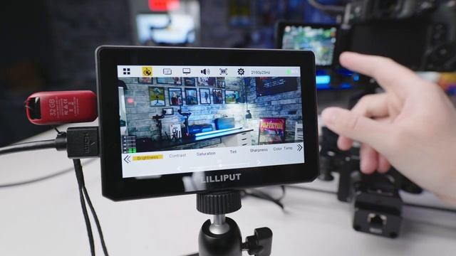 Náhledový monitor Lilliput T5 - První dotykový displej od Lilliputu смотреть онлайн