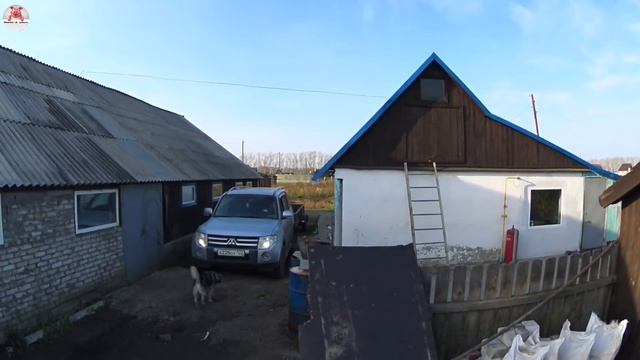 Лето прошло, работы ещё очень много /Заливаю бетоном выгула