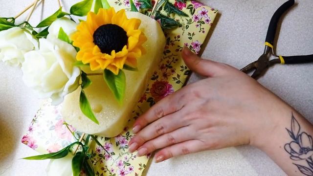 Композиция с подсолнухами из мыла смотреть онлайн