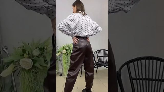 Брюки бананы, эко кожа Irma Dressy смотреть онлайн