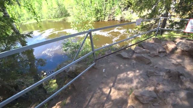 Водопад Кивач в Карелии. Красоты России. Один из известных памятников природы Карелии. Природа. смотреть онлайн