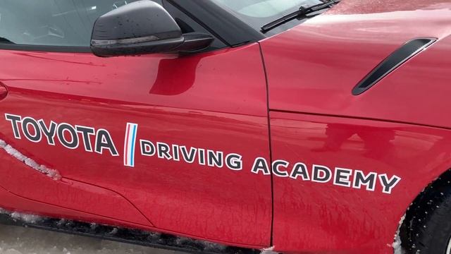 Toyota Supra & GT86 | Ice Driving School смотреть онлайн