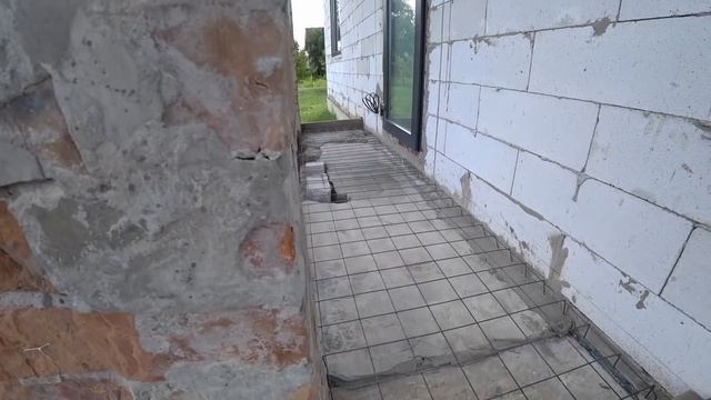 Парень сделал КРЫЛЬЦО ДОМА Своими Руками. Как сделать СТУПЕНЬКИ ИЗ БЕТОНА в дом смотреть онлайн