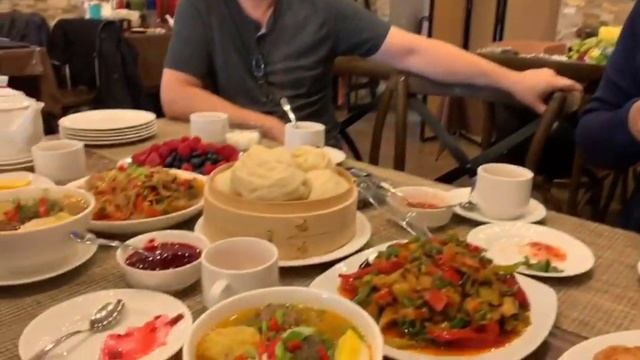 ДУНГАНЕ В АМЕРИКЕ??. Жизнь как она есть . Наши за границей смотреть онлайн