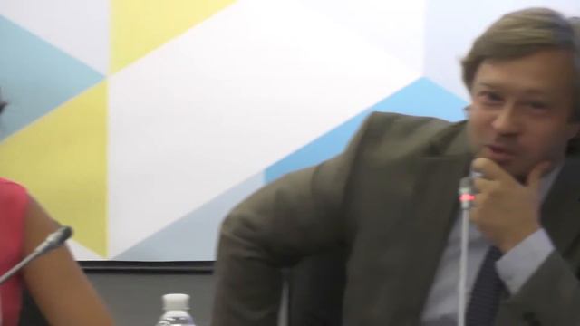 «Преступно повышать тарифы, не давая населению возможности потреблять меньше», – нардепы смотреть онлайн