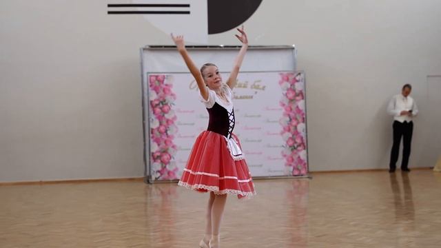 Показательное выступление (Demonstration performance). Покровский ГРАНД-бал под музыку Штрауса смотреть онлайн