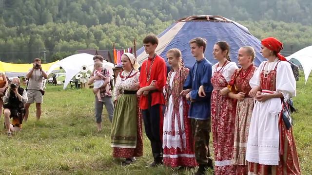 Новосибирская "Традиция" перед открытием "ВОТЭТНО 2017" смотреть онлайн