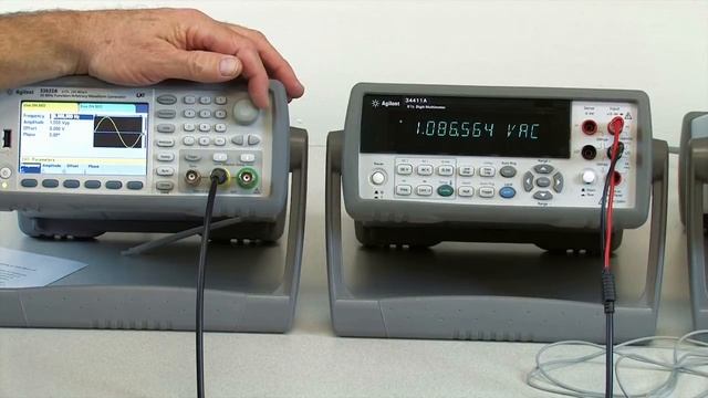 Digital Multimeter Tutorial Making AC Voltage Measurements смотреть онлайн