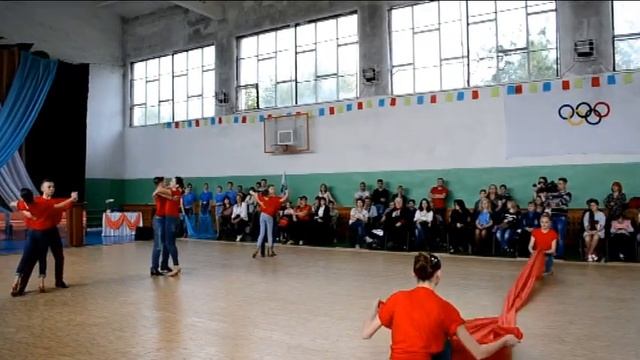 "Триумф" Лутугино - старшая группа смотреть онлайн