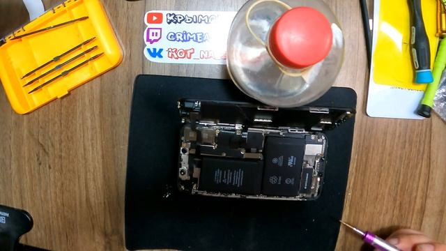 IPhone X - разбор и замена дисплея смотреть онлайн