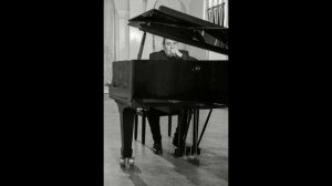 25 Прокимен Души их во благих водворятся Творец. deminpiano.com.ru