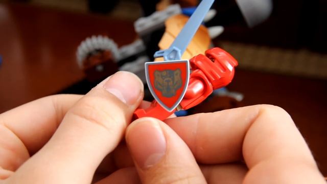 Lego Knights Kingdom - Темная Крепость Владека (8877) Ретро-обзор!