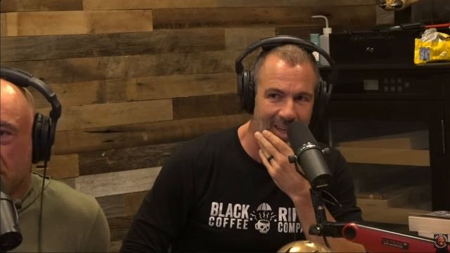 Reacting to Makhachev's Head Kick KO of Volkanovski смотреть онлайн