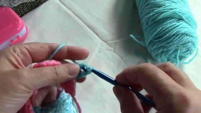 How to...Orphan Cakes + Scrap Yarn = Easy C2C Crochet Afghan EP#39 смотреть онлайн