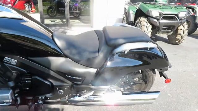2014 Honda Valkyrie смотреть онлайн