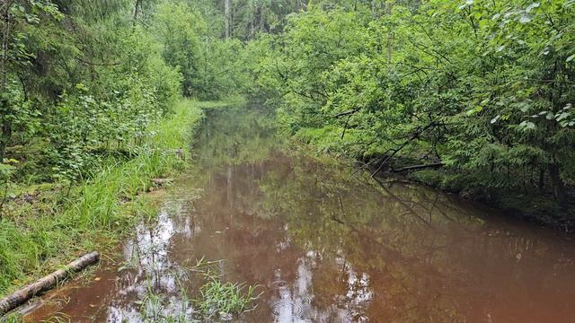 ЗиЛ131 преодолевает водные преграды