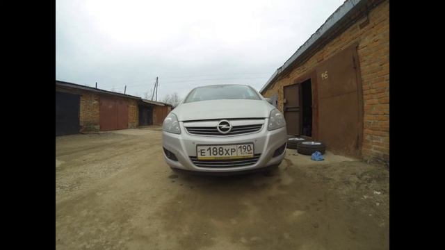 Замена резины на Opel Zafira смотреть онлайн
