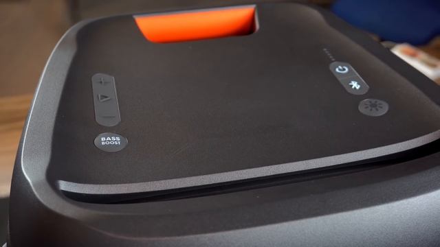JBL PartyBox 300: loa không dây cỡ lớn, kích thích văn nghệ toàn dân, âm thanh mạnh mẽ смотреть онлайн