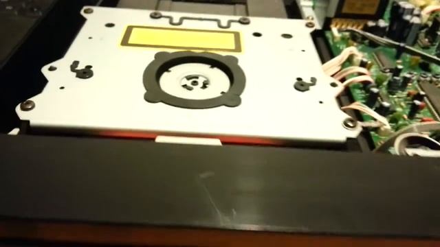 Sony CDP-750 CD Player - A Sony with Philips TDA1541 DAC смотреть онлайн