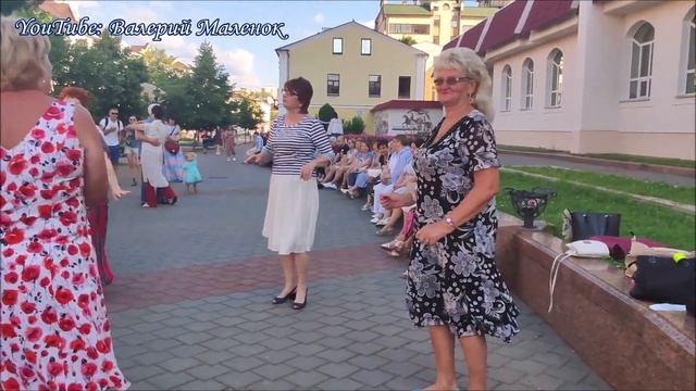 Танцуем под красивую белорусскую песню!!! смотреть онлайн