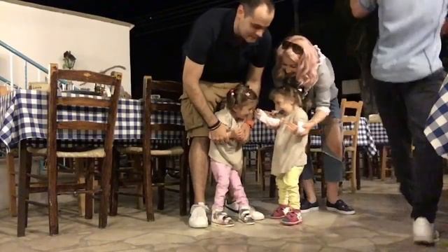 Трехлетие двойняшек Оли и Сони смотреть онлайн