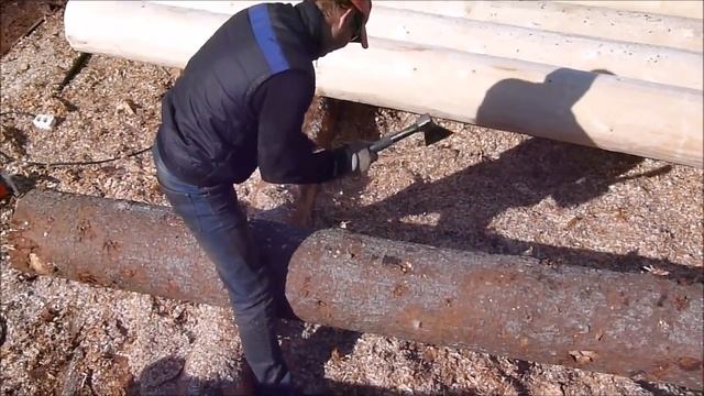 Окорка бревна под рубанок смотреть онлайн