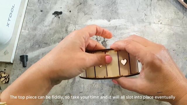 EASY laser cut round box with INLAYS with the xTool M1 смотреть онлайн